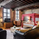 Отель River 4*