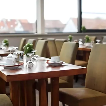 River Hotel 4*